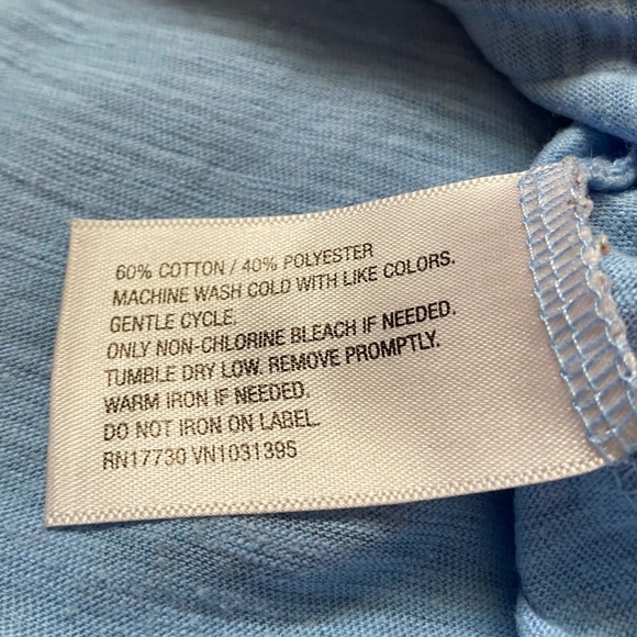 Periwinkle V-Neck Tee - Picture 3 of 3